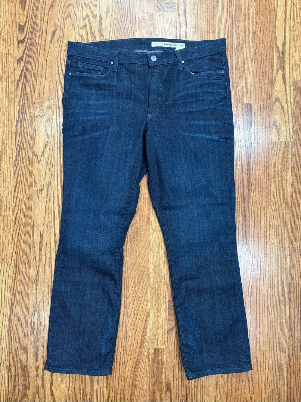 DKNY Dark Wash Straight Leg Jeans sz 14
